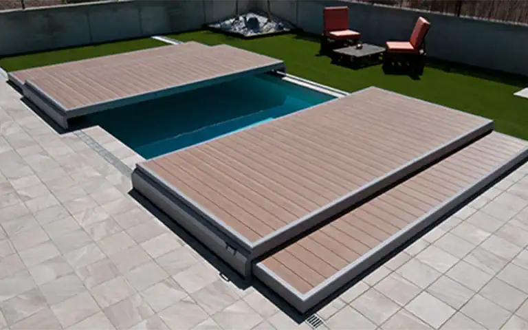 Pooldeck scorrevole per piscina