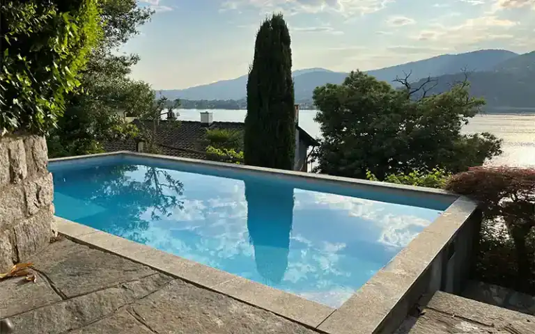 Piscina a Carabietta dopo il risanamento